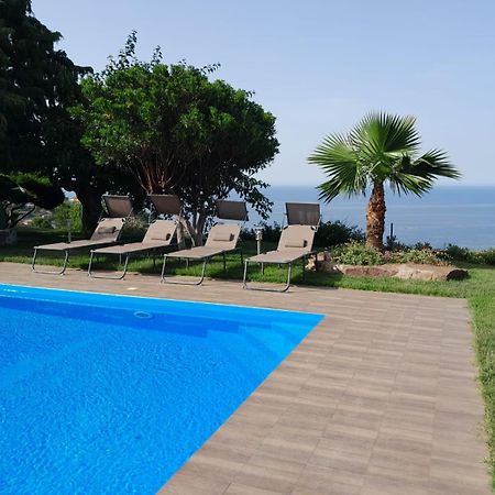 La Casa Di Matilde Panzió Gioiosa Marea Kültér fotó