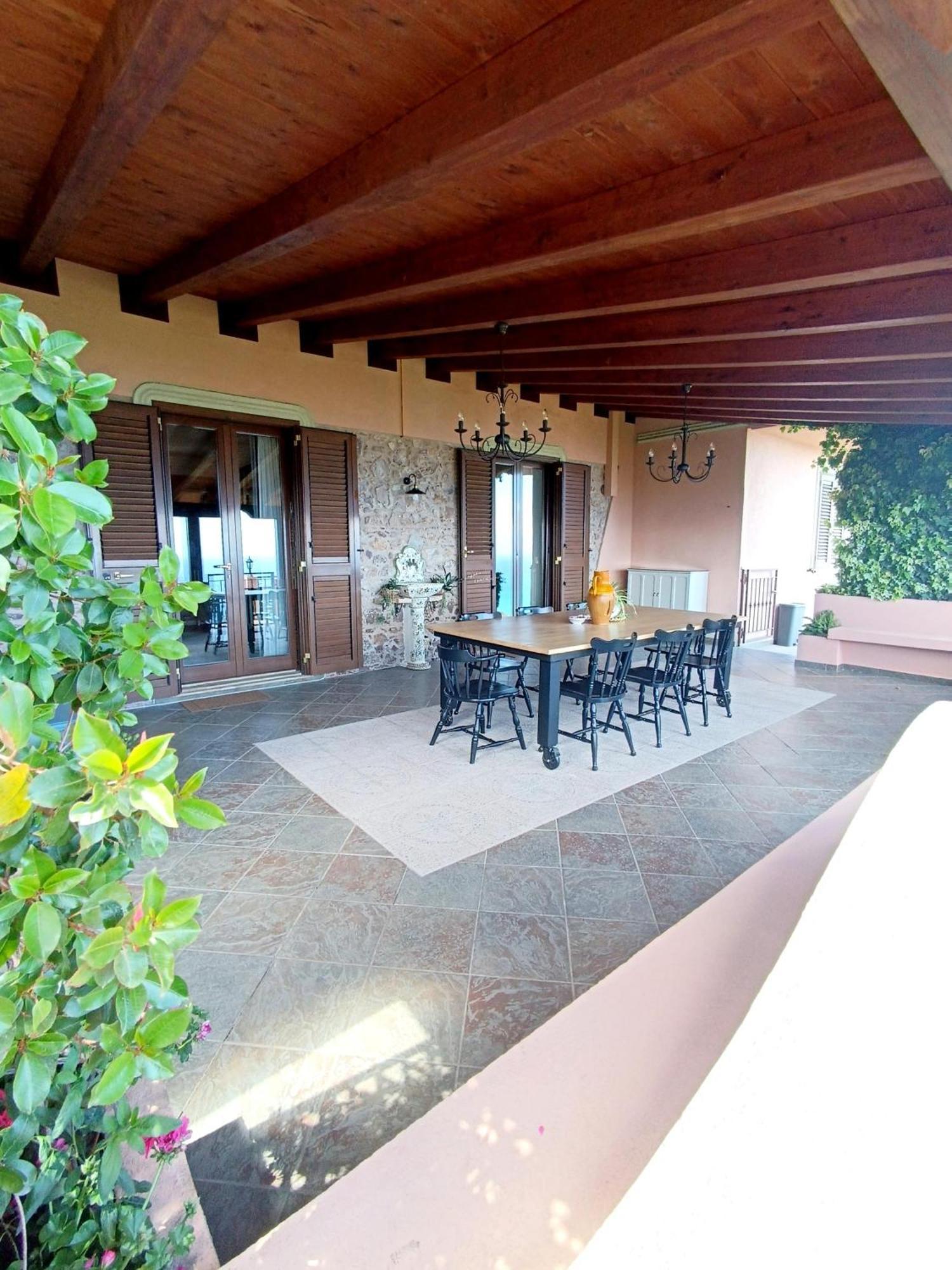 La Casa Di Matilde Panzió Gioiosa Marea Kültér fotó